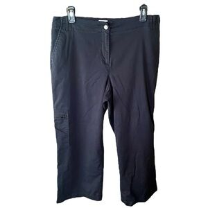 Chico’s straight leg relaxed fit modern cargo capri pants pockets 12 black